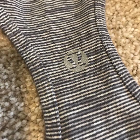 Reversible Lululemon Tank - Picture 3 of 3